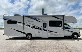 Luxurious - Easy to Drive - Easy to Setup