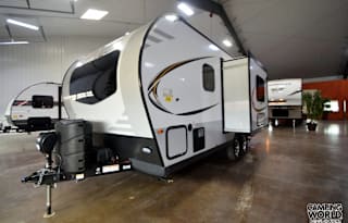 2020 Mini Lite Couples Coach 2109S