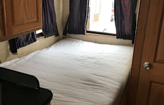 2007-25' Four Winds Majestic 23A 2507