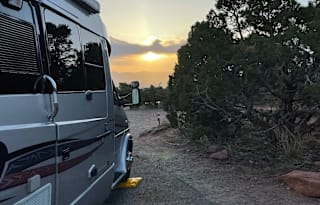 Vincent Van Go - Leisure Travel Van Serenity