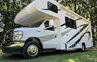 2022 Thor Motor Coach Freedom Elite 24HE