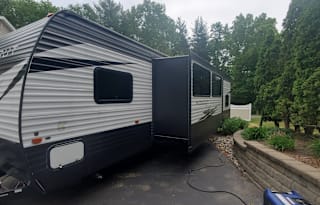 Glamping At Its Finest!!