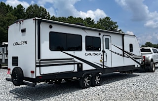2022 Crossroads Cruiser KING BED  28RKS