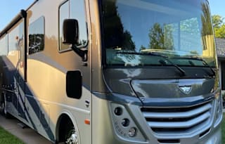 2021 Fleetwood Flair Bunk Model