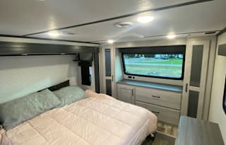 2023 Keystone RV Montana High Country 335BH