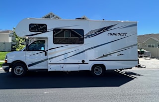 Fergy's Modern Family Friendly  RV
