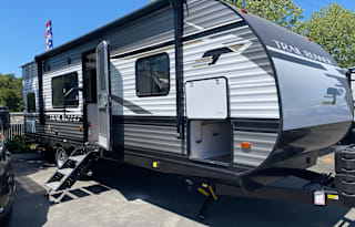 2021 Heartland Trail Runner 26' bunk house