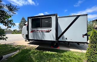 Spacious Haven on Wheels - Sleeps up to 8