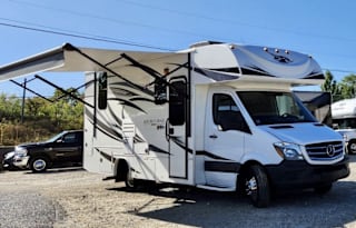 2019 Jayco Melbourne 24K