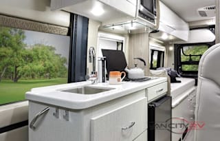 2022 Thor Motor Coach Sequence 20A
