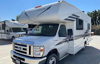 2021 Coachmen Freelander 22XG Ford 350 MiniLander