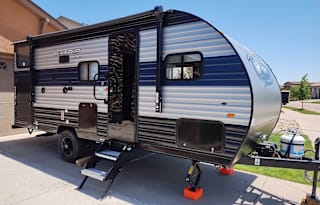 Wolf Pup Bunkhouse with Slide - Perfect Camper!