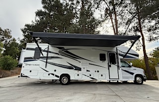 Adventure-Ready 2023 Jayco Greyhawk 30Z