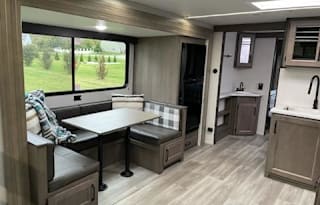 Great Family Getaway w/ Bunk House