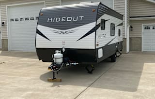 Brand NEW 2021 Keystone Hideout! Ready for FUN!