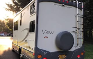 2007 Winnebago View 24D