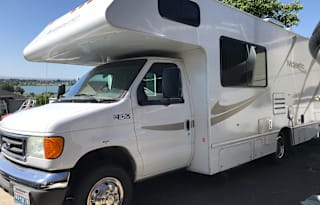 2006 Four Winds RV Four Winds MAJESTIC 23A