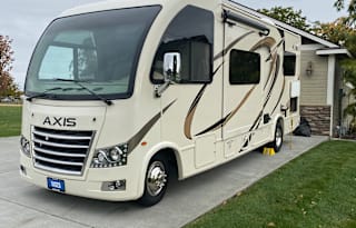2019 Thor Motor Coach Axis 24.1