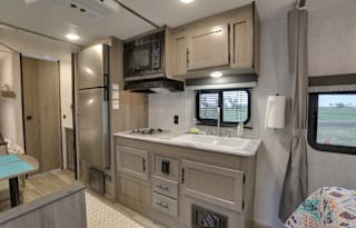 2022 Family Bunkhouse **Sleeps 7**