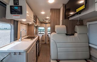 2022 Thor Motor Coach Sequence 20A