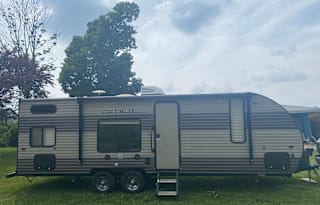 2017 Forest River RV Cherokee Grey Wolf- Sleeps 8!