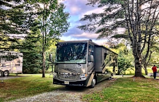 2018 Newmar Ventana LE 4002 - Classy & Comfy!