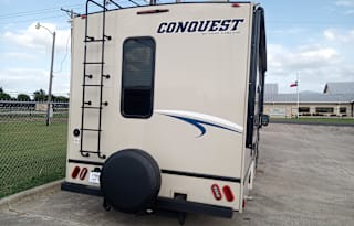 Clean - Comfortable - Pet Friendly- Slideout