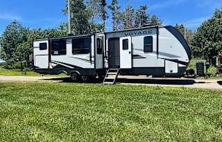 2021 Winnebago Industries Towables Voyage 3639BHL