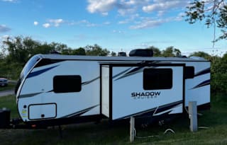 Luxury shadow cruiser