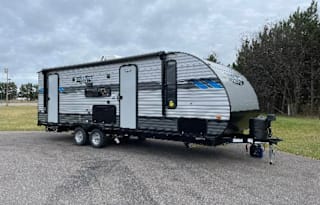 28ft Salem Cruise Lite Travel Trailer Sleeps 8