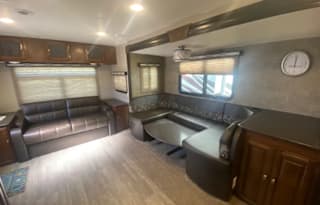 2017 Coachmen Freedom Express