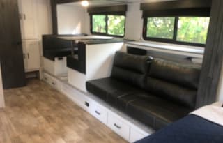 Couples Hideway! 2022 Keystone RV Hideout
