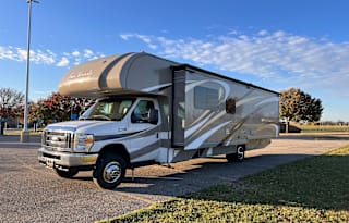 Thor Motor Coach Four Winds 31W