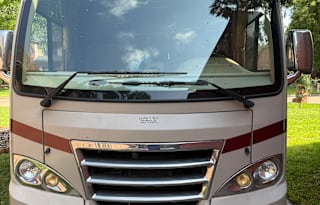 2015 Thor Motor Coach Axis 25.2