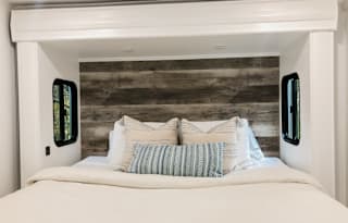 2020 Keystone RV Montana High Country 385BR