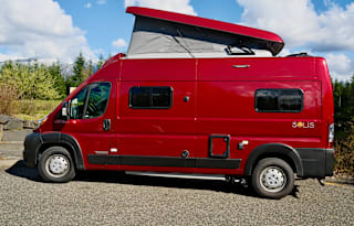The Wanderer - ‘22 Winnebago Solis (sleeps 4)