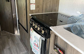 2021 Heartland Pioneer BH 250 *DELIVERY ONLY*