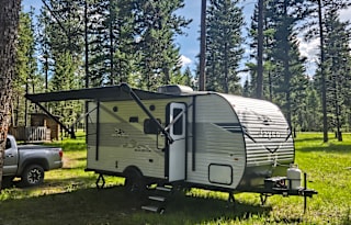 Kid Approved NEW 2025 Jayco Jay Flight SLX 175BHW