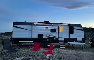 2021 Keystone RV Hideout 26BHWE ** DELIVERY ONLY**