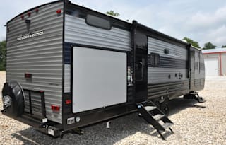 Cherokee Bunkhouse--Delivery Available!