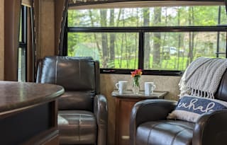 Fur Baby Friendly Fully Loaded Jayco RV