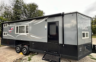 2020 Ice Castle Spirit Extreme RV 8x24V