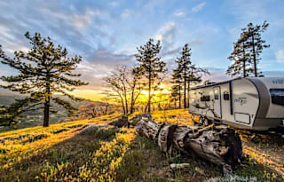 Premium 25’ family and pet friendly trailer