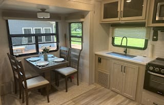 2023 Forest River RV Flagstaff Classic FL 1903047