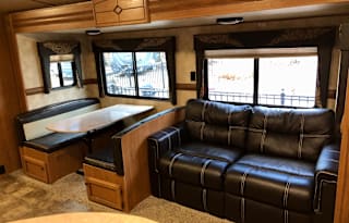 2015 CrossRoads RV Sunset Trail 290QB