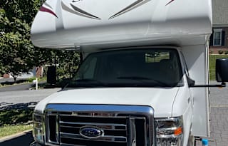 2017 Forest River RV Sunseeker 2290S Ford