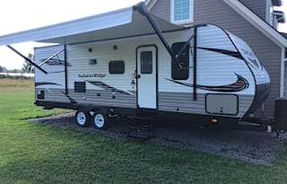 2019 Starcraft Autumn Ridge Outfitter 26BHS