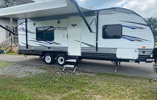 Travelbug Adventures: 2018 Forest River