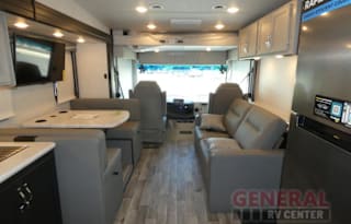 2025 Thor Motor Coach Outlaw 38KB