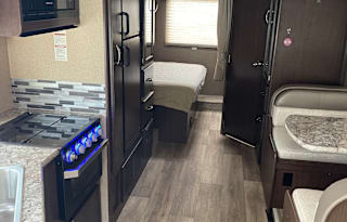 2019 Thor Motor Coach Freedom Elite 28FE